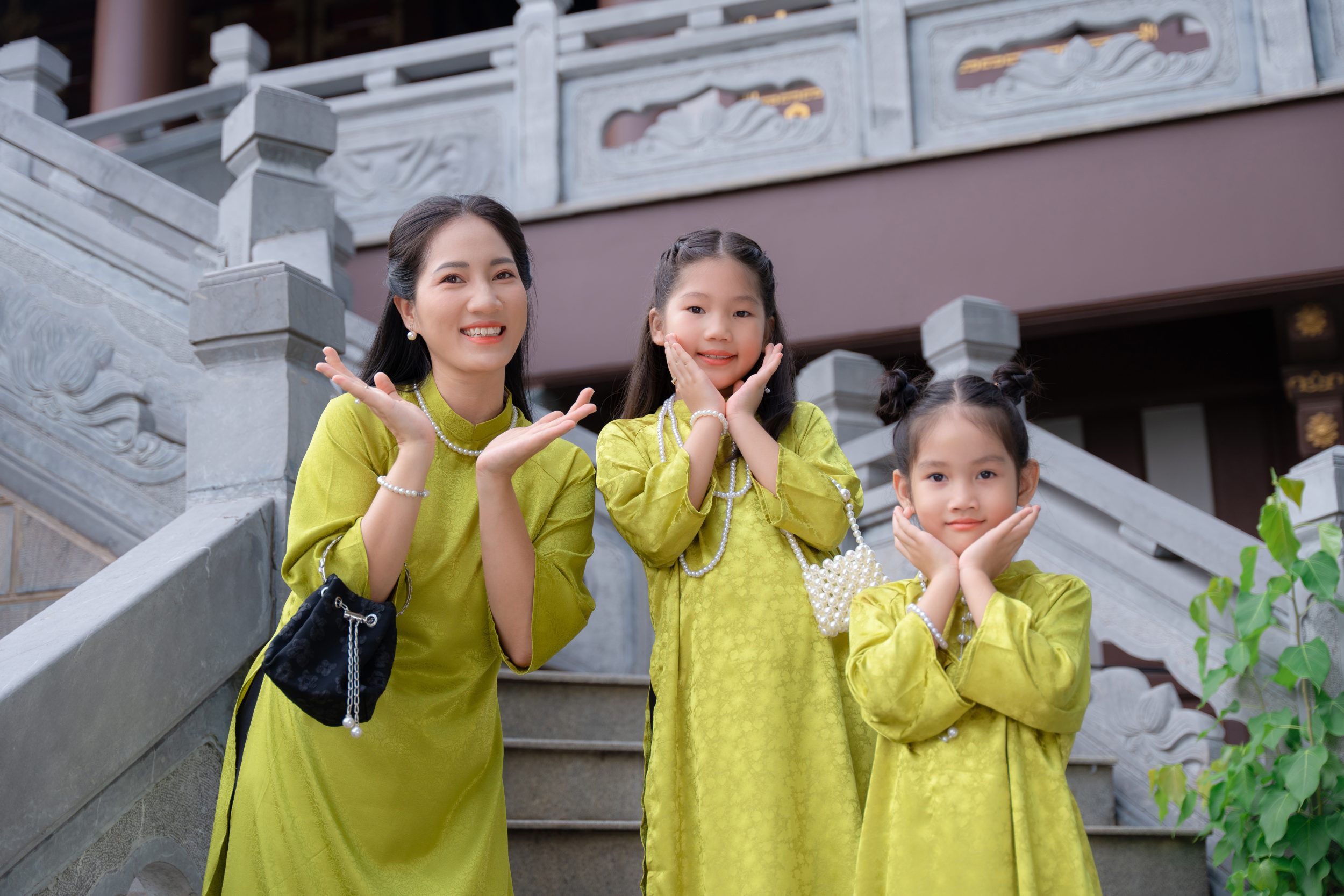 hình gia đình 3 người